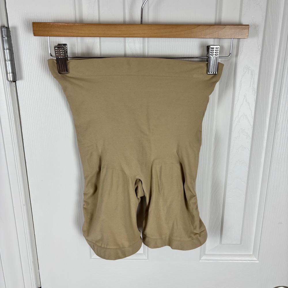 SKIMS Sculpting Short Mid Thigh Open Gusset Shapewear Sand Tan Womens Size L/G